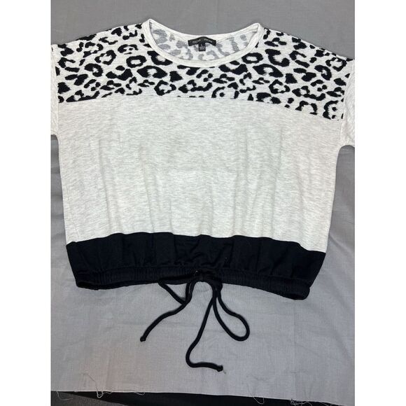 Moa Moa Women's Size Large Heather‎ Gray/Black Animal Print Cropped Top/Blouse - Picture 4 of 12